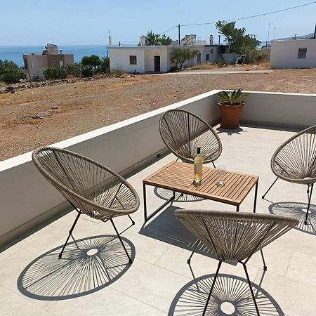 Villa Sea View Pine House à Makrýgialos Extérieur photo